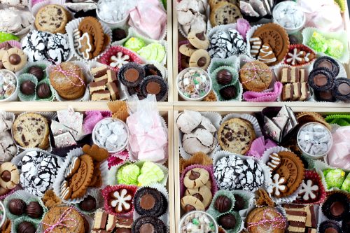 Merry Christmas Cookie Boxes – bakerella.com