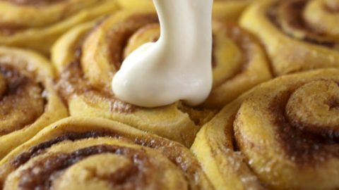 Cinnamon Rolls - Bakerella