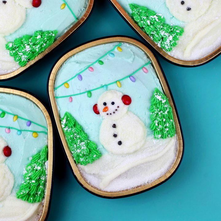 Frosted Snowman Cupcake Molds - Baking Bites